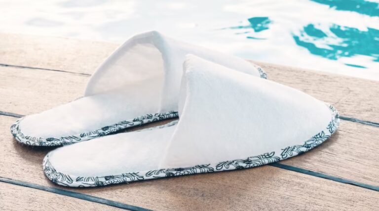Zapatillas de hotel de lujo: ¿por qué son importantes?